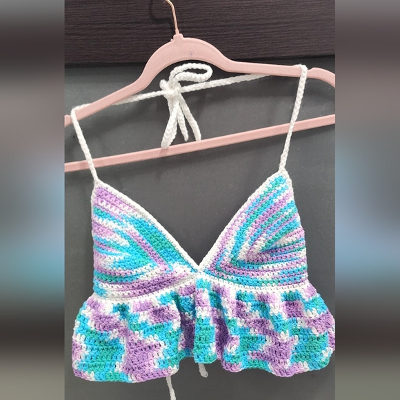 yarnovermarie Tops - Ruffle Top